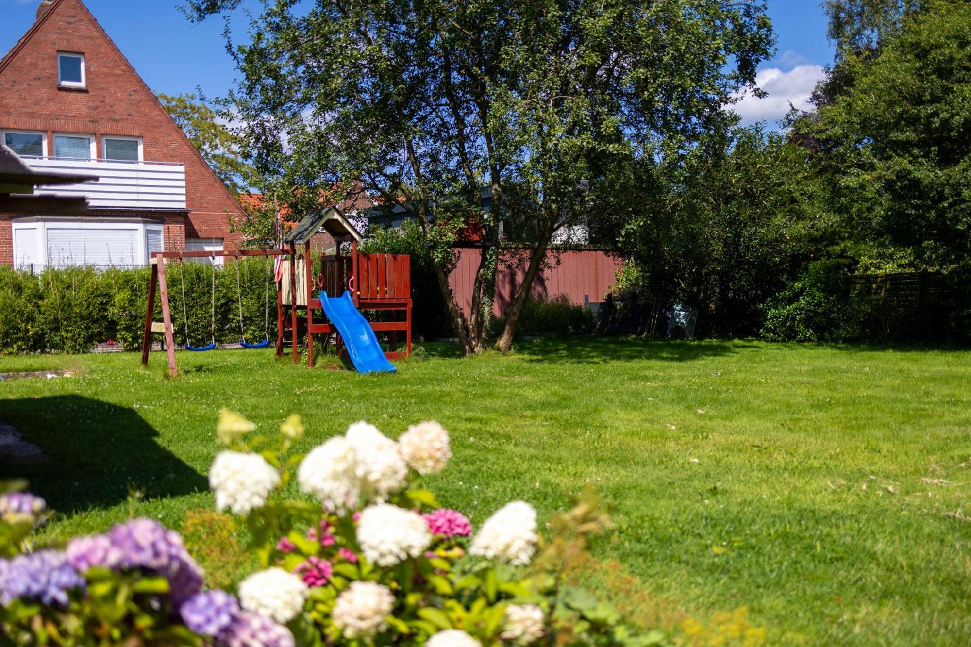 Visiet - Ferienwohnungen In Emden Buitenkant foto